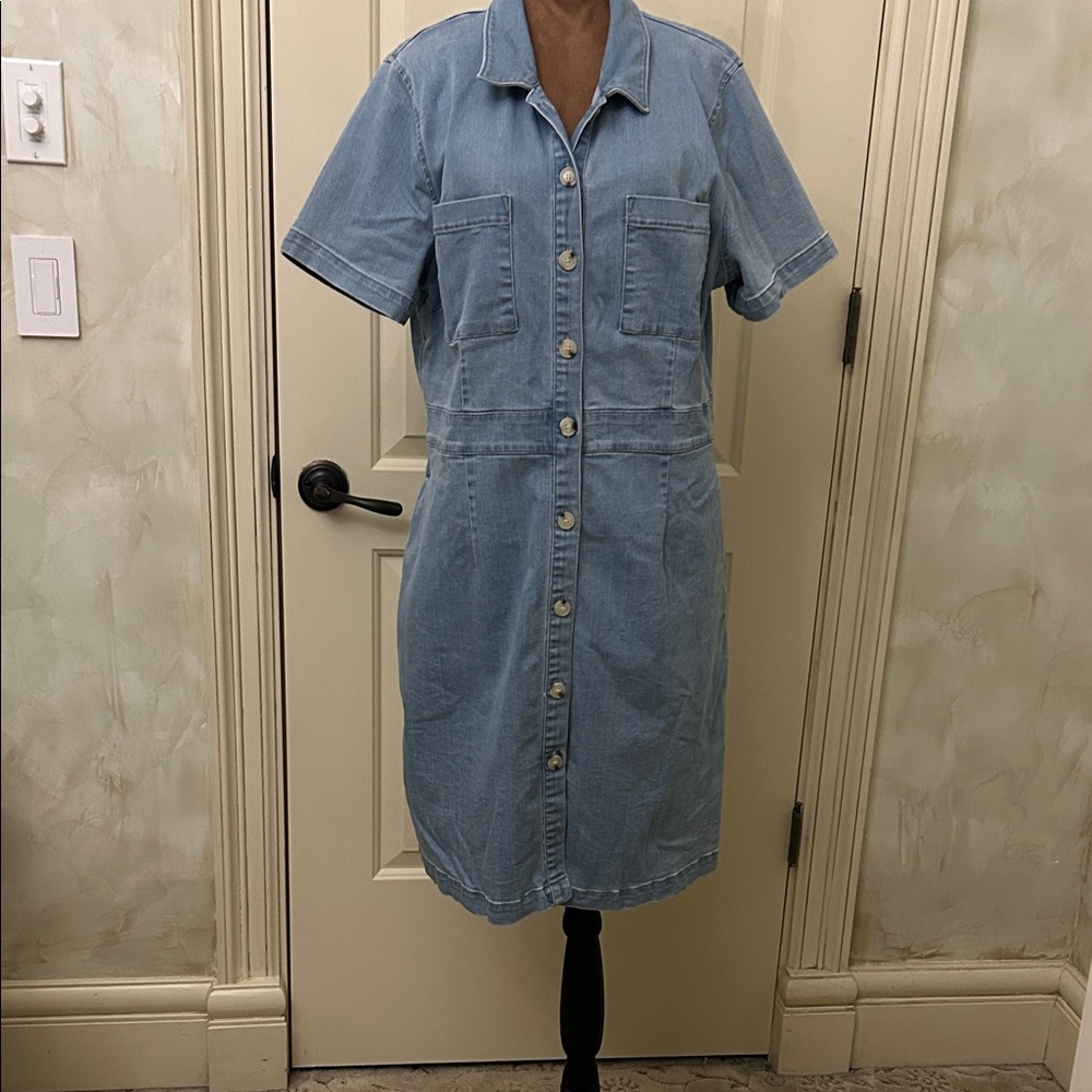 Liz Claiborne Light Blue Button-Front Midi Dress
